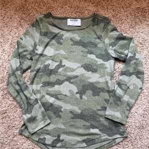 Old Navy Olive Green Crewneck Tee